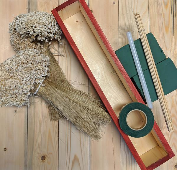 Country Charm Red Centerpiece Box Large Kit